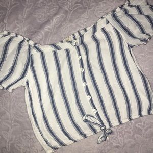 Hollister crop top
